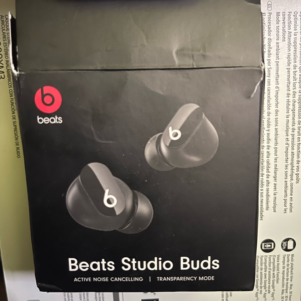 Beats Studio Buds - Black